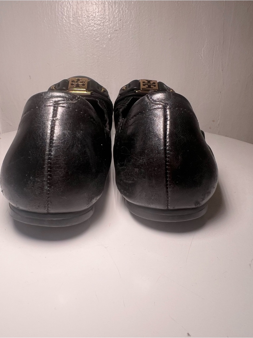 Tory Burch Ambrose black flats. Size 7.5 - Picture 4 of 5
